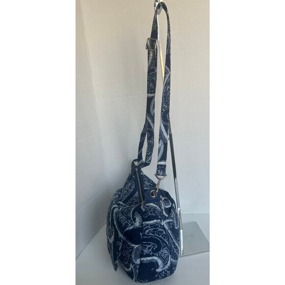 Vera Bradley Large Quilted Blue White Floral Fabric Crossbody Purse Saddle Bag - Picture 2 of 11